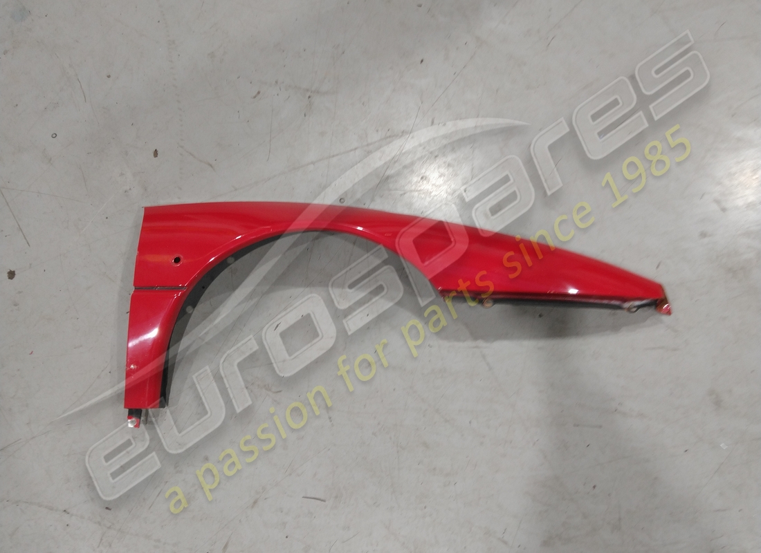 DAMAGED FERRARI COMPLETE RH FRONT FENDER. PART NUMBER 63962100 (1) damaged ferrari complete rh front fender. part number 63962100 (1)