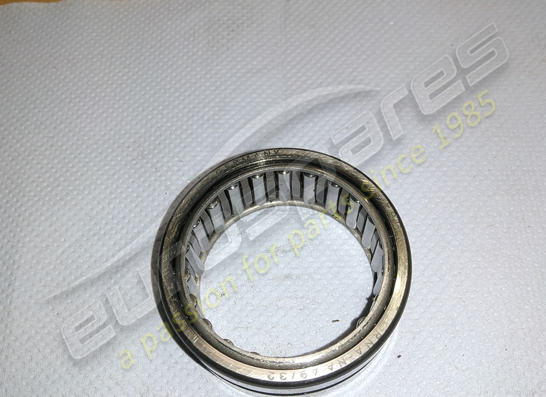 USED FERRARI CAGED ROLLER BEARING. PART NUMBER 105142 (1) used ferrari caged roller bearing. part number 105142 (1)