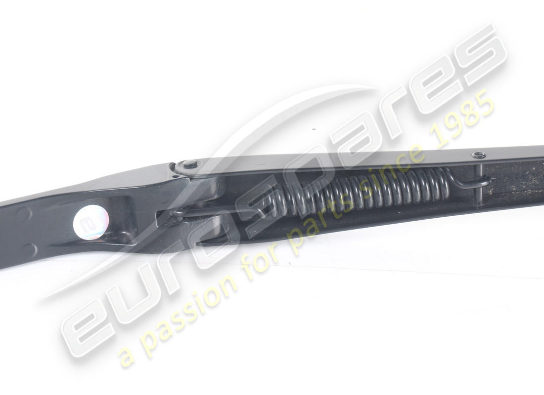 used ferrari passenger side windscreen wi. part number 83994500 (2)