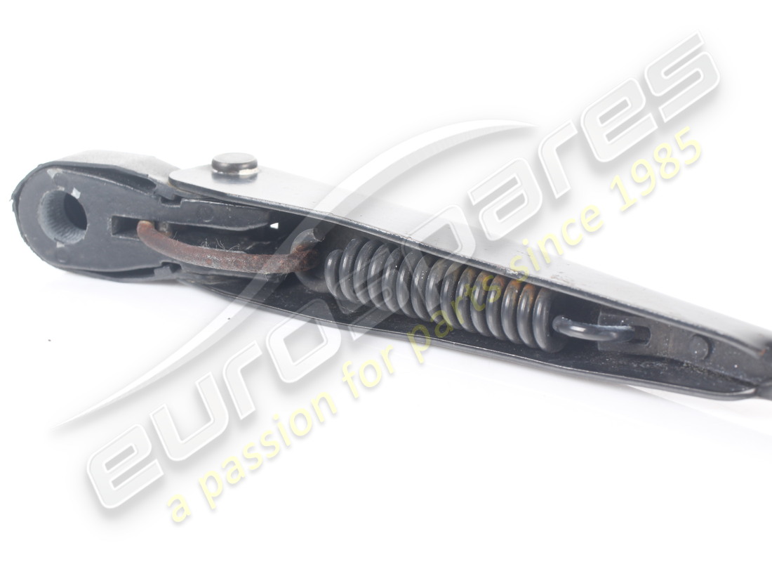 USED FERRARI LEFT HAND WINDSCREEN WIPER ARM (RHD). PART NUMBER 110589 (2) used ferrari left hand windscreen wiper arm (rhd). part number 110589 (2)