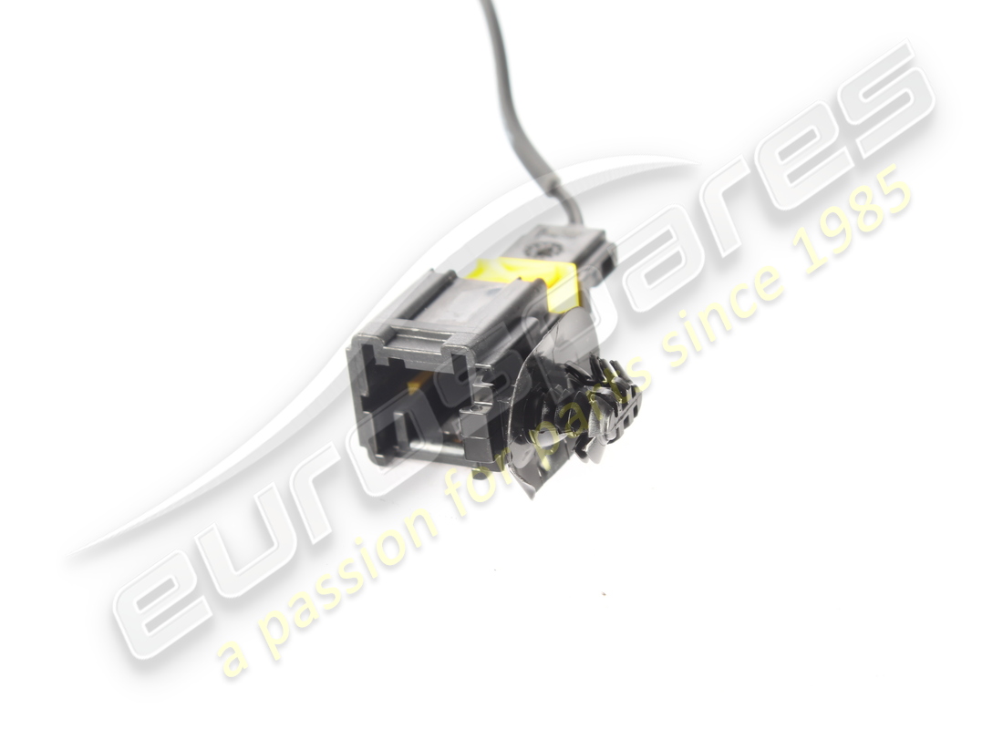 USED MASERATI LH REAR SEATBELT BUCKLE SECTION. PART NUMBER 670198285 (3) used maserati lh rear seatbelt buckle section. part number 670198285 (3)