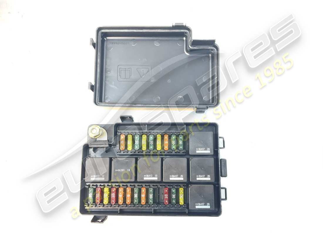 USED ASTON MARTIN FUSEBOX, REAR. PART NUMBER 4G4314A073AE (3) used aston martin fusebox, rear. part number 4g4314a073ae (3)