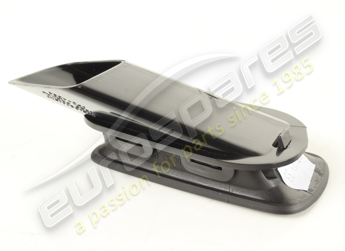 USED FERRARI LH DEMISTER SURROUND. PART NUMBER 88518800 (3) used ferrari lh demister surround. part number 88518800 (3)