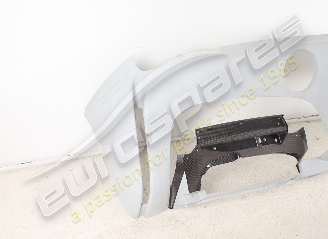 NEW FERRARI REAR BUMPER. PART NUMBER 985883510 (2) new ferrari rear bumper. part number 985883510 (2)