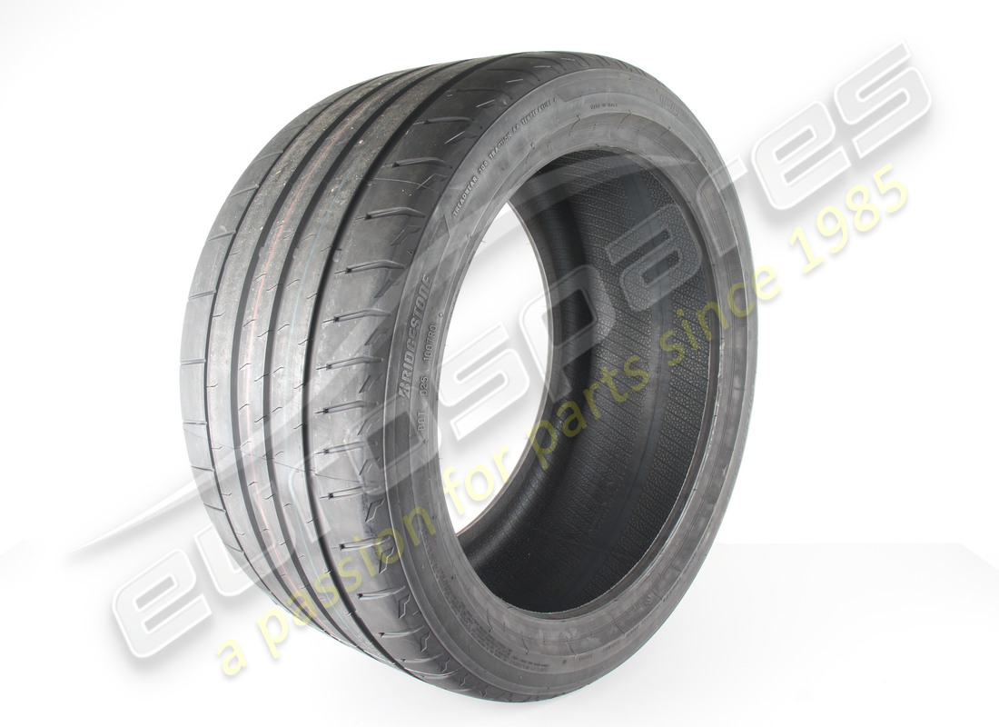 NEW FERRARI PIRELLI REAR SUMMER TYRE P-ZERO, 315-35 ZR20 (106Y). PART NUMBER 270412 (3) new ferrari pirelli rear summer tyre p-zero, 315-35 zr20 (106y). part number 270412 (3)