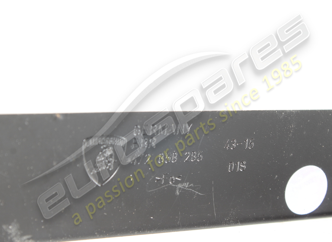 used lamborghini connecting strut. part number 472858285 (2)