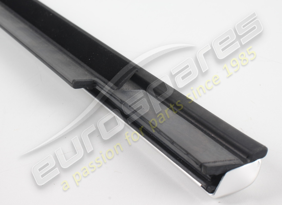 NEW MASERATI RH FRONT OUTER GLASS SCRAP. PART NUMBER 670009856 (3) new maserati rh front outer glass scrap. part number 670009856 (3)