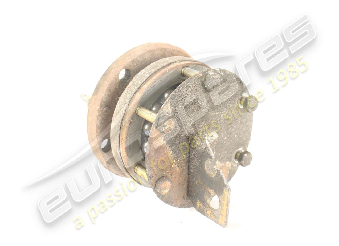 USED FERRARI FRONT HUB. PART NUMBER 131738 (2) used ferrari front hub. part number 131738 (2)