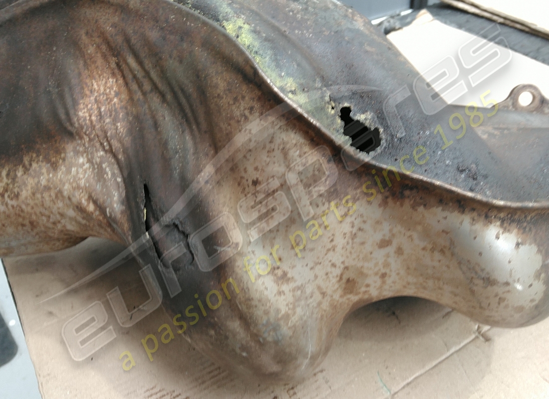 USED LAMBORGHINI EXHAUST MANIFOLD ASSEMBLY. PART NUMBER 07L253034A (3) used lamborghini exhaust manifold assembly. part number 07l253034a (3)