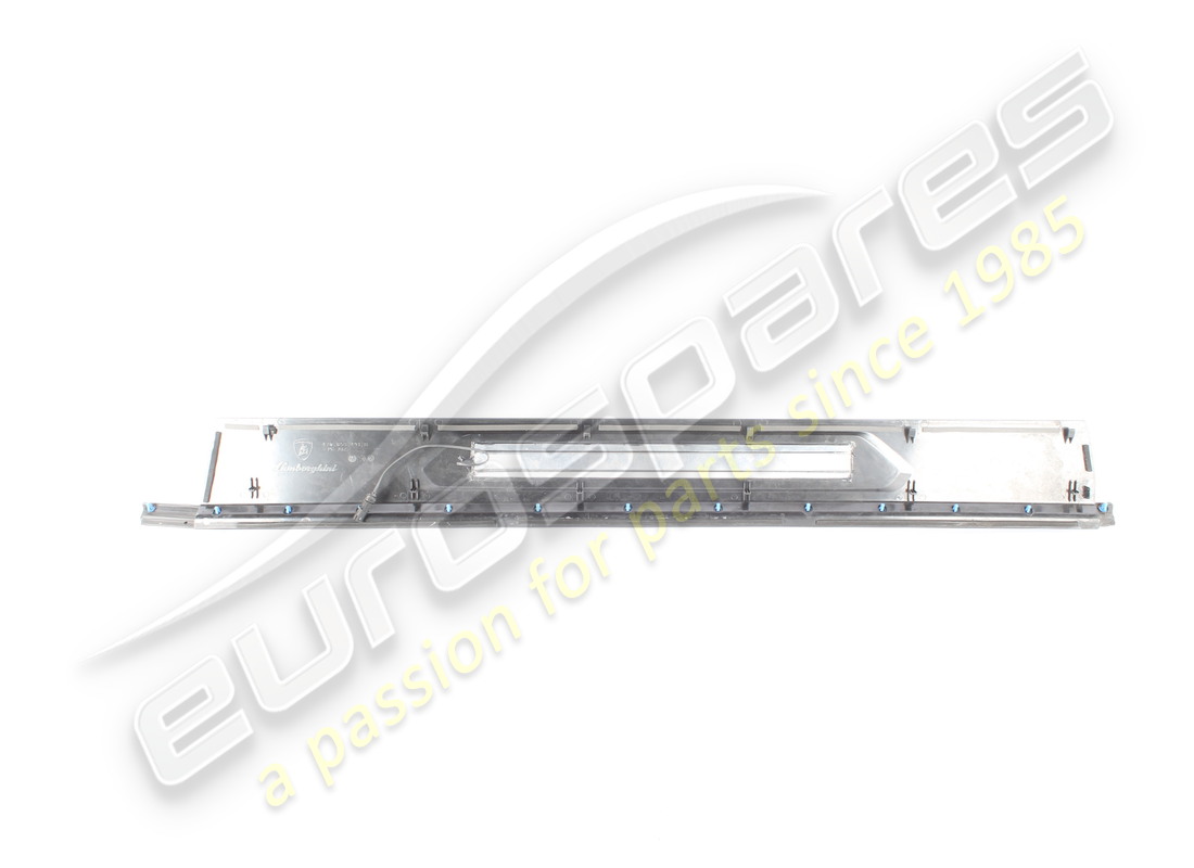 damaged lamborghini carbon kick plate. part number 470853369a (4)