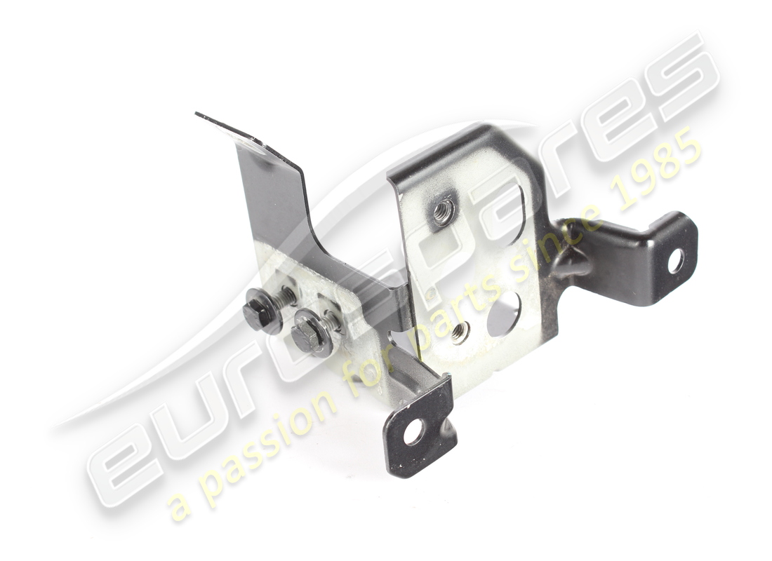 used maserati lh front fender bracket. part number 670217114 (2)