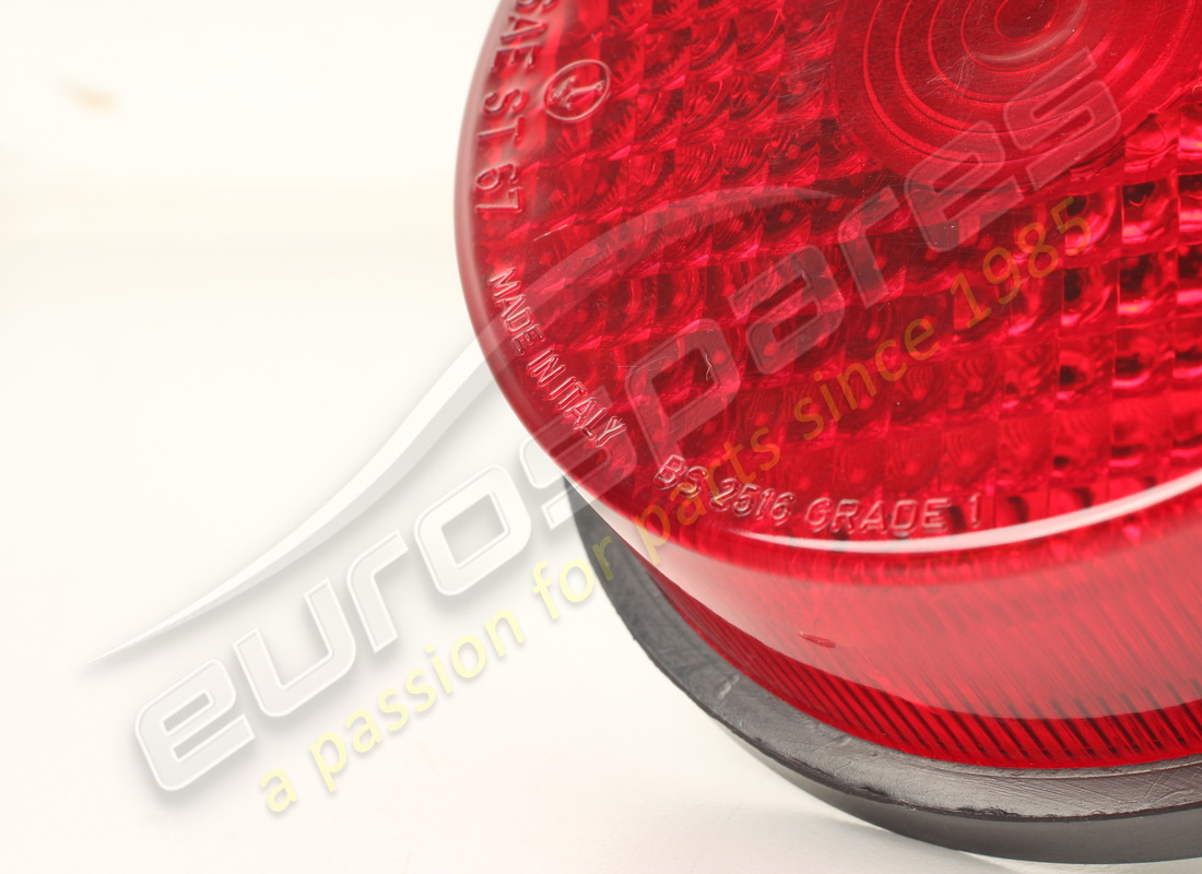 NEW FERRARI REAR TAIL LAMP C/W REFLECTOR OE. PART NUMBER 20082301 (3) new ferrari rear tail lamp c/w reflector oe. part number 20082301 (3)