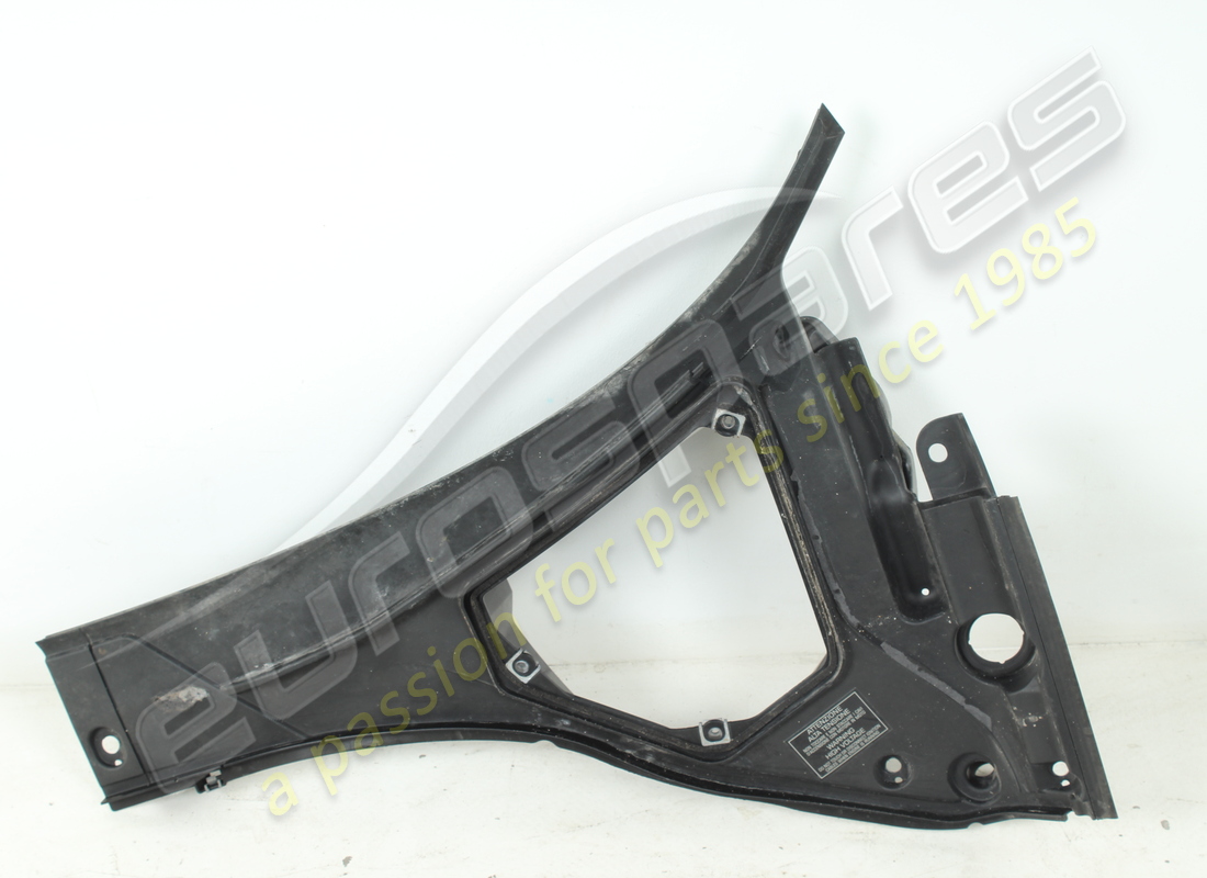 USED FERRARI COMPLETE LH UNDERWINDSCREEN TR. PART NUMBER 88959400 (2) used ferrari complete lh underwindscreen tr. part number 88959400 (2)