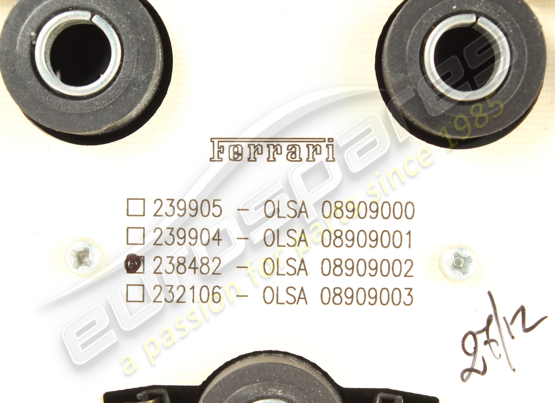 used ferrari dome lamp complete. part number 238482 (4)