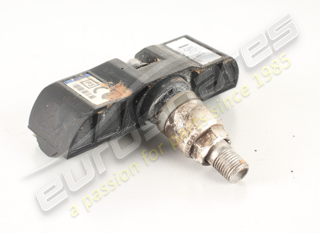 USED Aston Martin TRANSMITTER/VALVE AND RING SET (1 WHEEL) . PART NUMBER 1R123610357 (1)