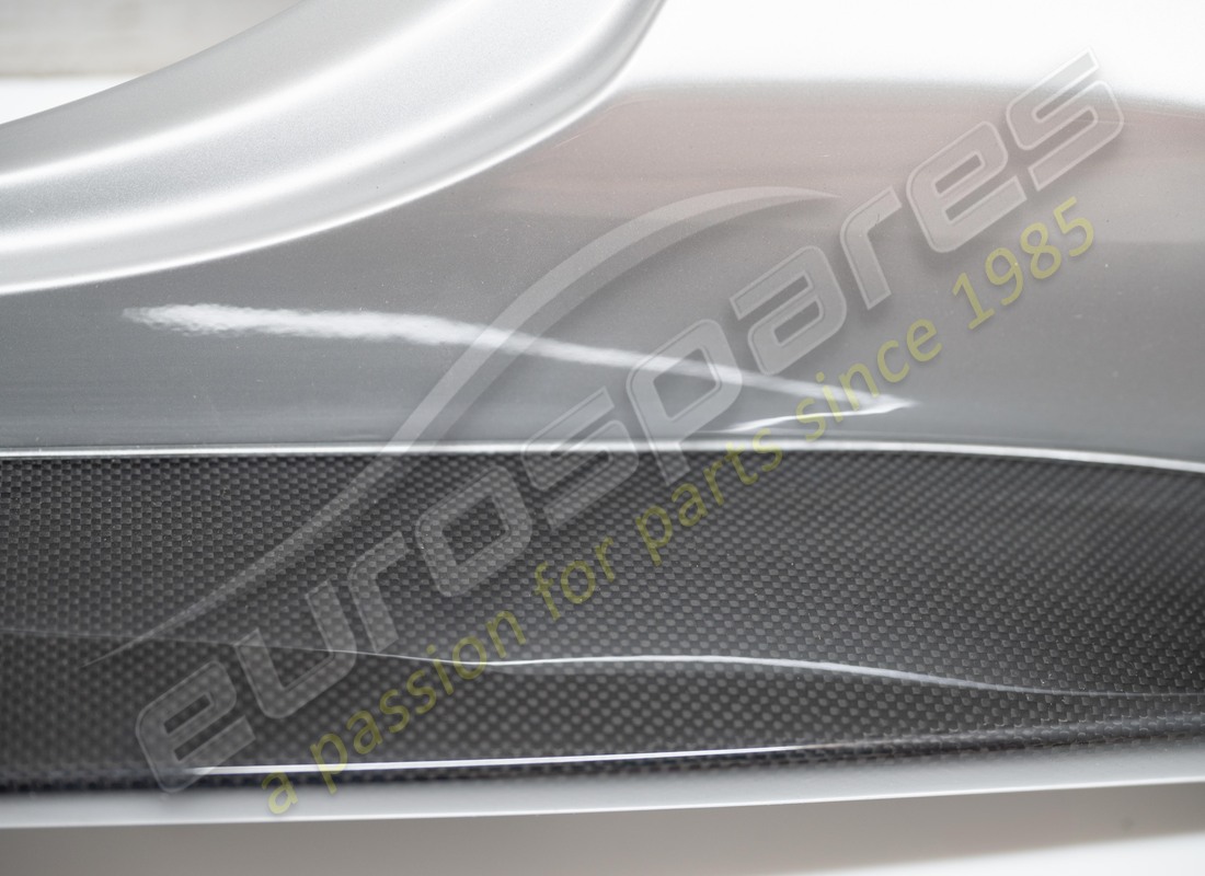 USED FERRARI COMPLETE LH UNDERDOOR TRIM. PART NUMBER 766055 (2) used ferrari complete lh underdoor trim. part number 766055 (2)