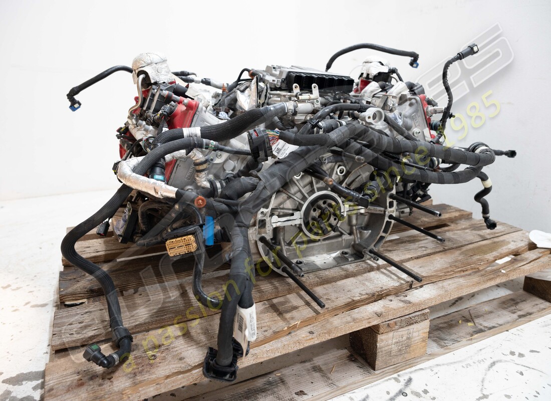 USED FERRARI ENGINE. PART NUMBER 985000364 (3) used ferrari engine. part number 985000364 (3)