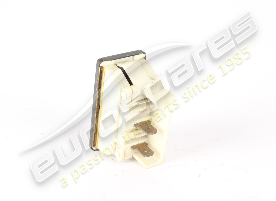 USED FERRARI SWITCH. PART NUMBER 179675 (2) used ferrari switch. part number 179675 (2)