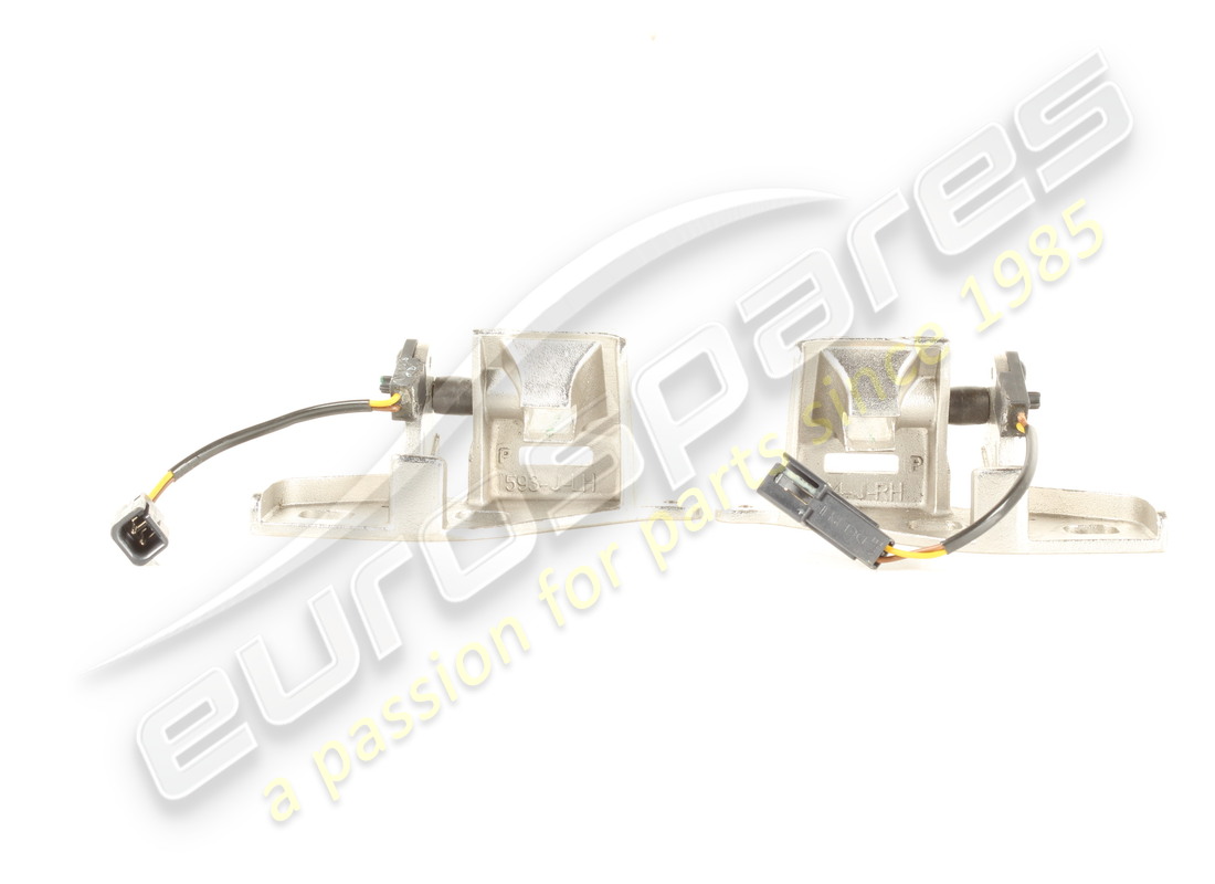 USED Ferrari KIT LH & RH FRONT LATCH . PART NUMBER 70001633 (1)