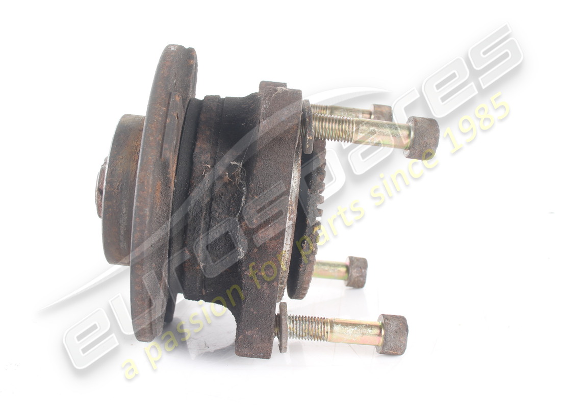 USED EUROSPARES FLANGED BEARING & HUB WITH TOOTHED WHEEL. PART NUMBER EAP1726420 (3) used eurospares flanged bearing & hub with toothed wheel. part number eap1726420 (3)