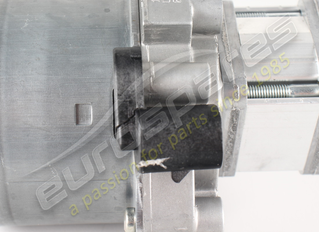 NEW (OTHER) FERRARI ELECTRIC PUMP KIT (F1). PART NUMBER 248083 (5) new (other) ferrari electric pump kit (f1). part number 248083 (5)