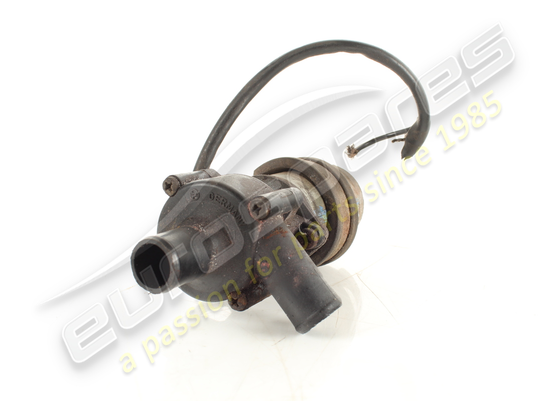 damaged ferrari replacement kit for recirculation pump. part number 70000900 (3)