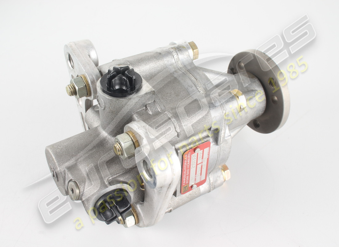 NEW FERRARI STEERING PUMP WITH BRACKETS COMPLETE. PART NUMBER 158114 (4) new ferrari steering pump with brackets complete. part number 158114 (4)