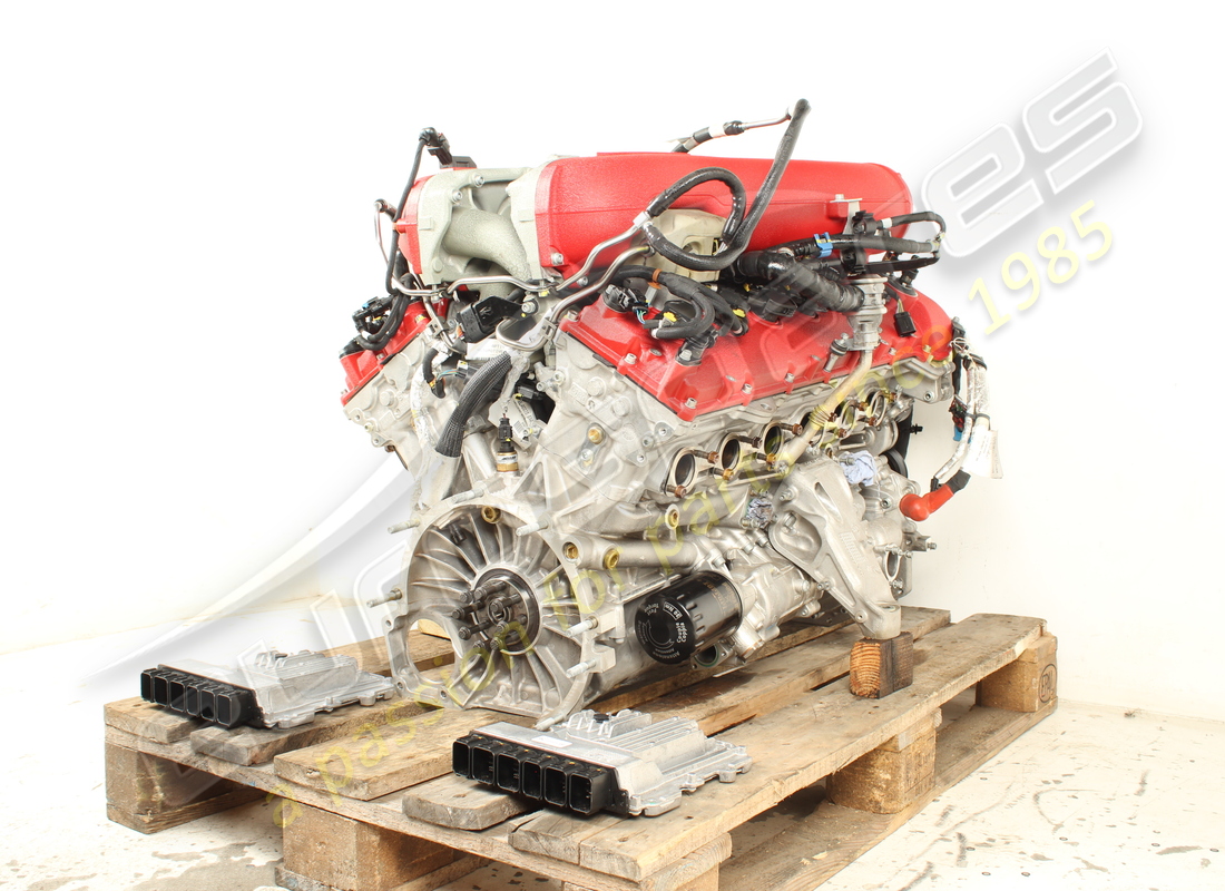 used ferrari purosangue engine f175. part number 985000379 (2)
