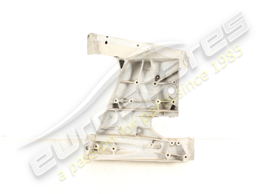 USED FERRARI PUNTONE LAT.ANT.DX.ZONA BAUL. PART NUMBER 68885511 (2) used ferrari puntone lat.ant.dx.zona baul. part number 68885511 (2)