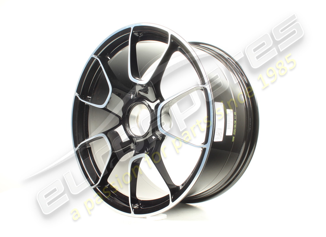 NEW PORSCHE ALLOY WHEEL WITH CENTRAL LOCKING BLACK. PART NUMBER 992601025AF041 (2) new porsche alloy wheel with central locking black. part number 992601025af041 (2)
