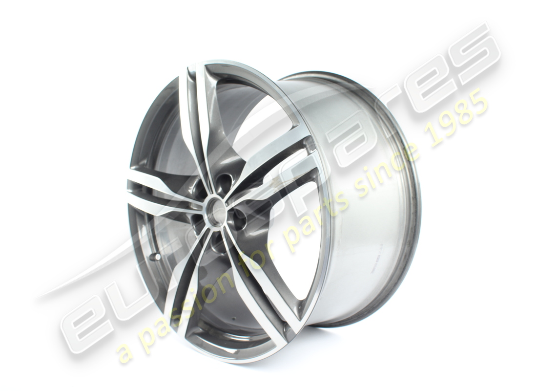 used ferrari rear wheel. part number 855341 (2)