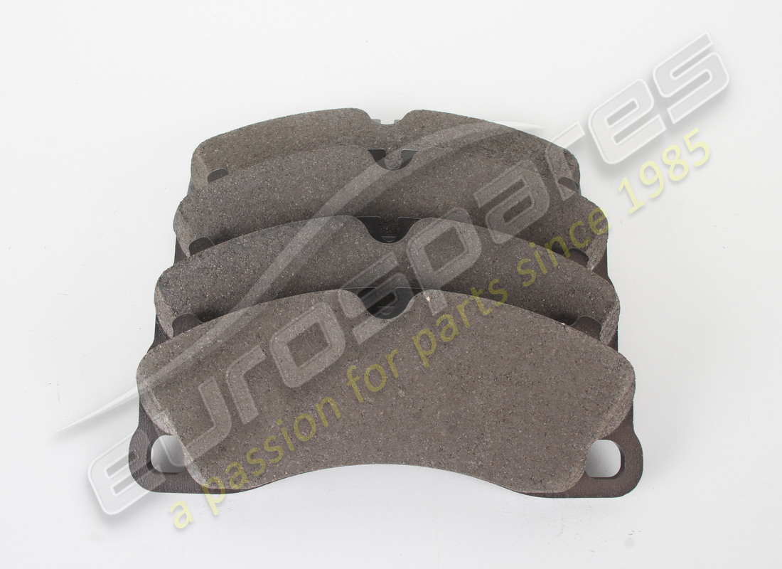 NEW PORSCHE 1 SET OF BRAKE PADS FOR DISK BRAKE. PART NUMBER 992698151H (1) new porsche 1 set of brake pads for disk brake. part number 992698151h (1)