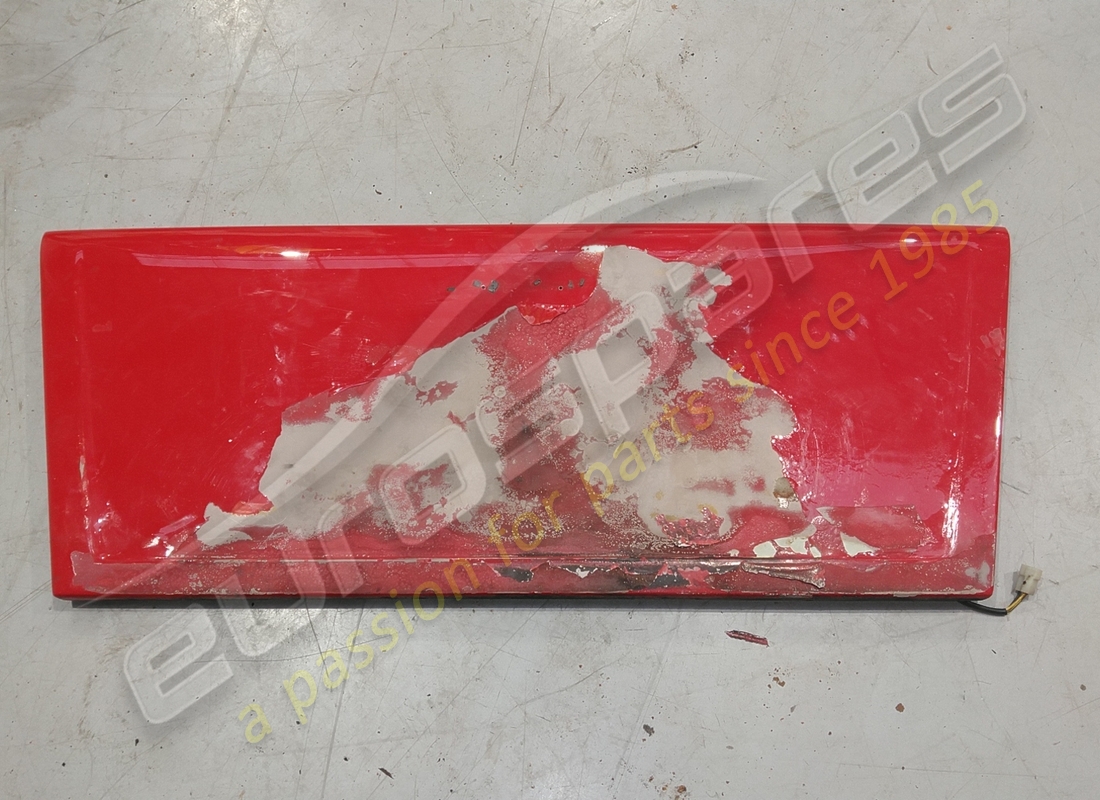DAMAGED FERRARI REAR BOOT LID. PART NUMBER 40364408 (1) damaged ferrari rear boot lid. part number 40364408 (1)
