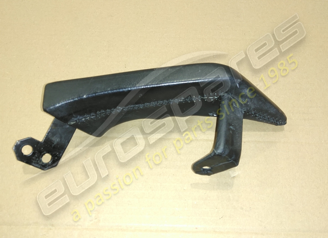 USED FERRARI RH DOOR BLACK INNER HANDLE. PART NUMBER 63515100 (2) used ferrari rh door black inner handle. part number 63515100 (2)