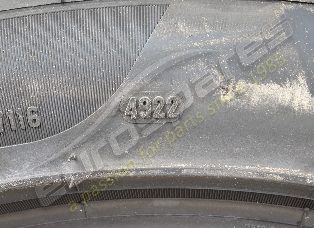 NEW MASERATI PIRELLI TYRE P ZERO XL MGT, 295/40 R20 (110Y). PART NUMBER 670034882 (5) new maserati pirelli tyre p zero xl mgt, 295/40 r20 (110y). part number 670034882 (5)