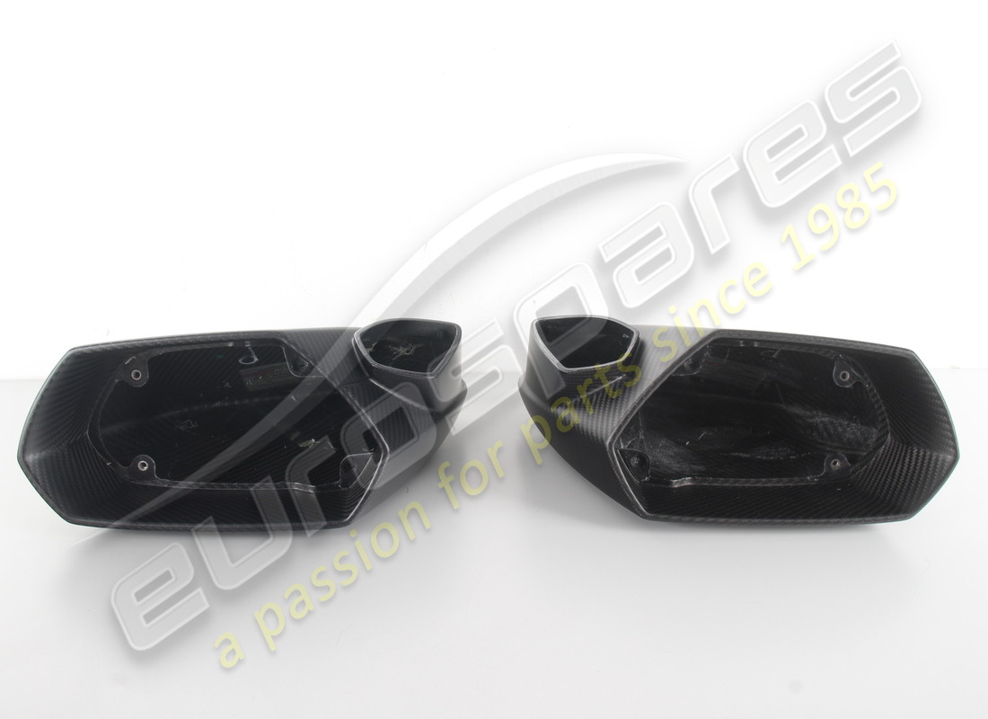 NEW LAMBORGHINI PAIR MIRROR CAPS KIT CARBON MATT. PART NUMBER 4T0898820K (1) new lamborghini pair mirror caps kit carbon matt. part number 4t0898820k (1)