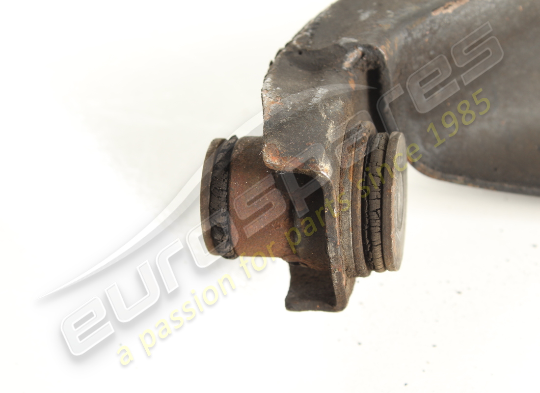 used ferrari lh front lower suspension lever. part number 104402 (3)