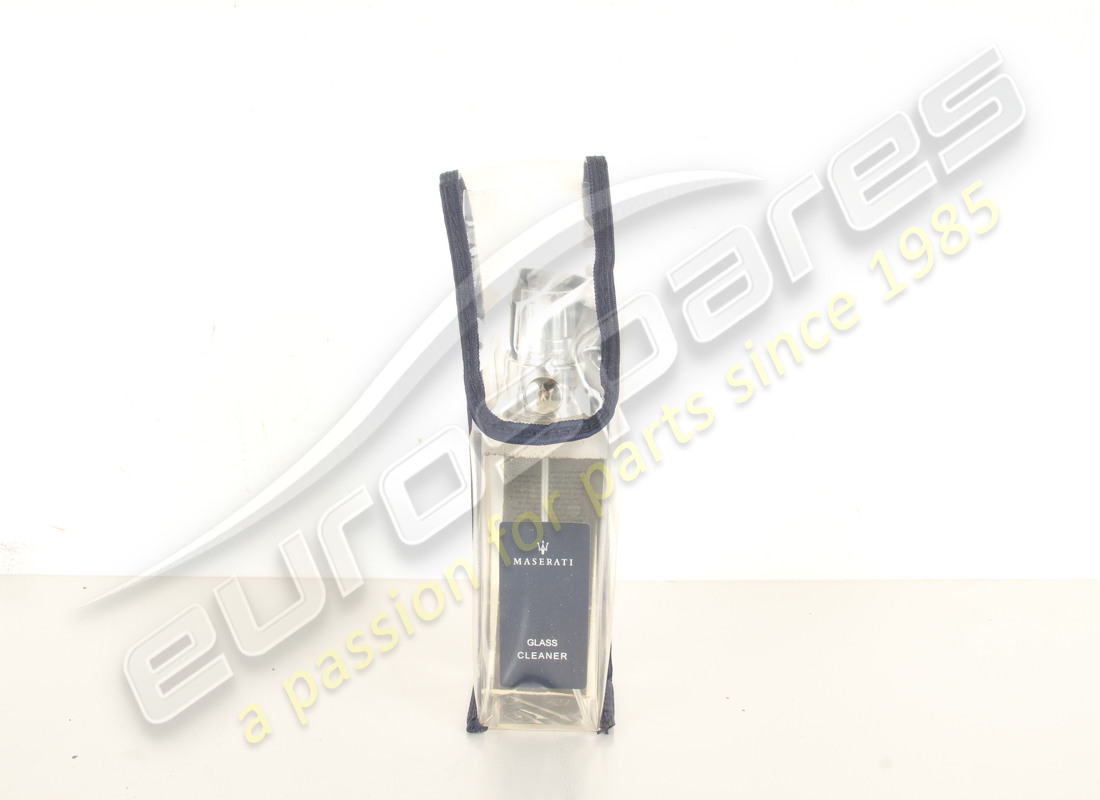 new maserati glass cleaner 100ml. part number 940000108 (2)