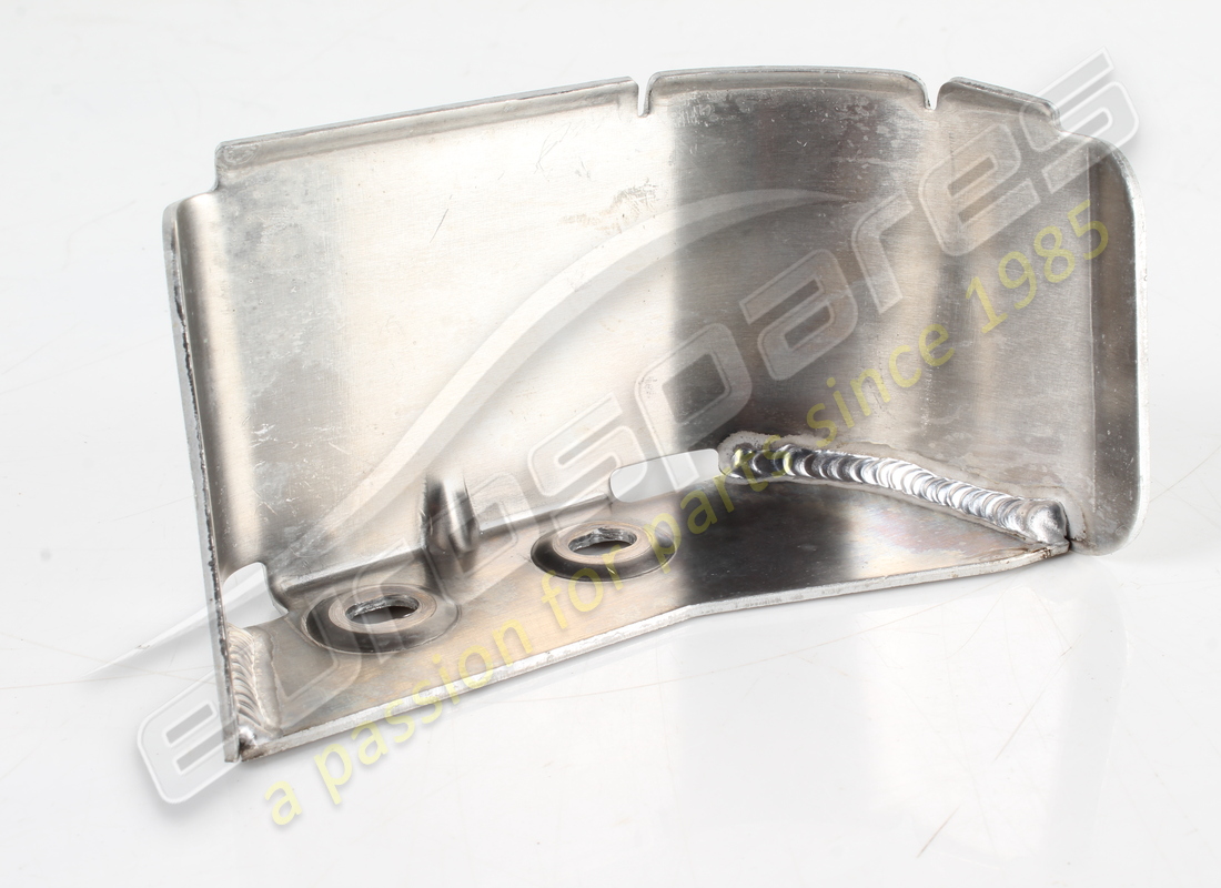 used ferrari rear lh bracket. part number 332005 (2)