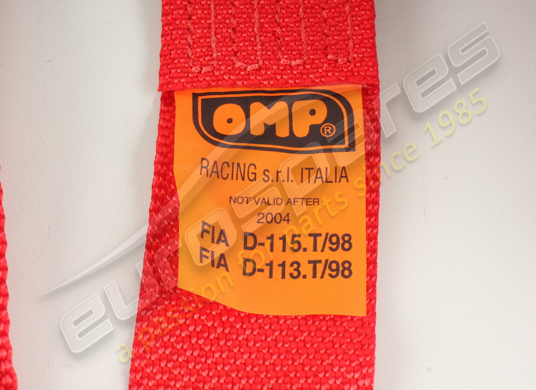 new ferrari seat belt and braket kit. part number 164778 (3)