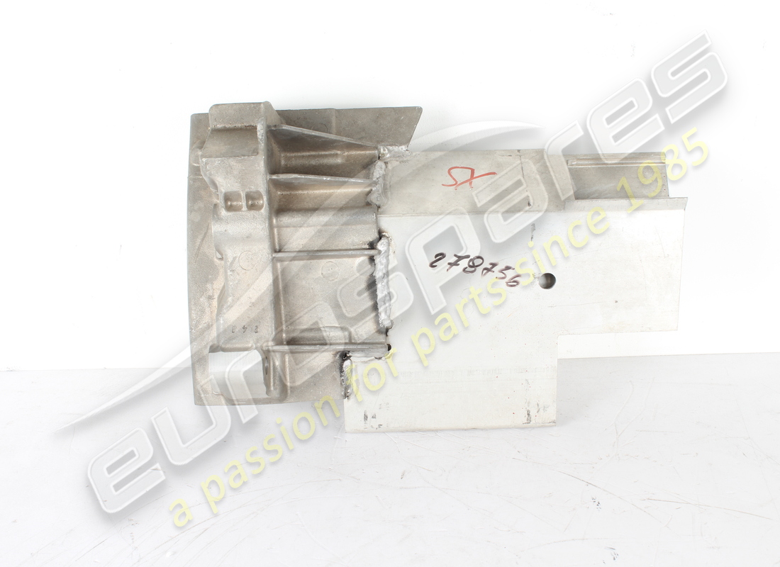 NEW FERRARI LH FRONT LOWER. PART NUMBER 279756 (1) new ferrari lh front lower. part number 279756 (1)