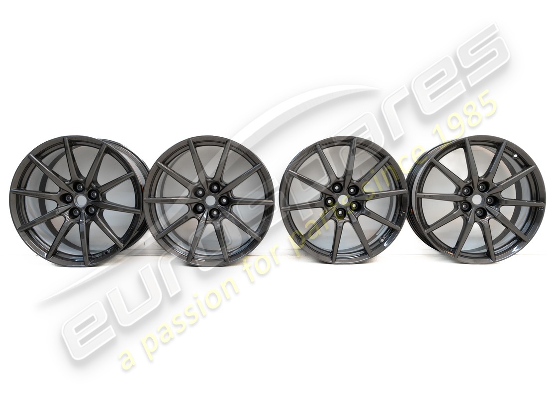 new ferrari carbon fiber wheels set + titanium bolts. part number 70005638 (1)