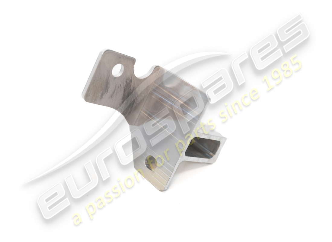 new aston martin insert, front bumper isolator, lh part number dg4317e937bb (1)