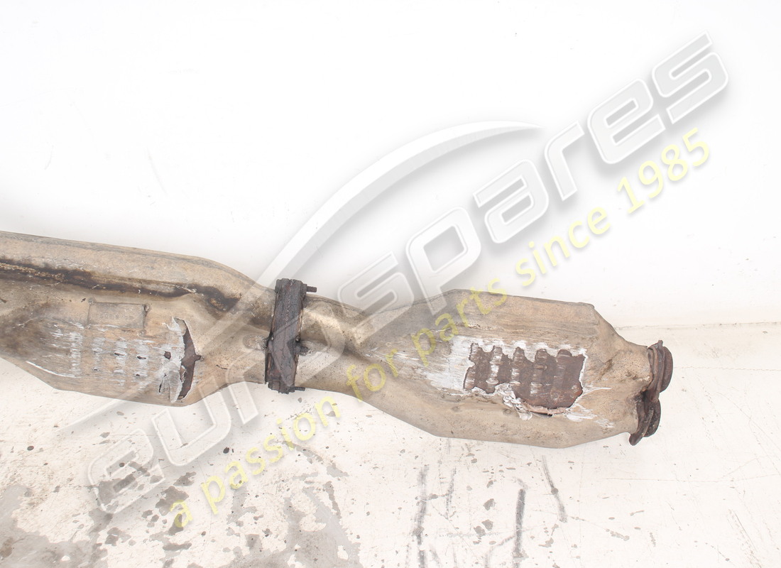 DAMAGED EUROSPARES FRONT MANIFOLD & CENTTRAL CATALYST CONVERTER. PART NUMBER EAP1726397 (3) damaged eurospares front manifold & centtral catalyst converter. part number eap1726397 (3)