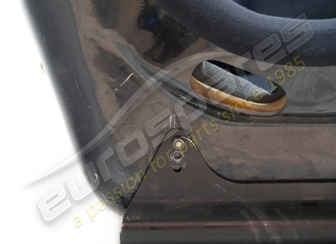 USED FERRARI PAIR OF RACING SEATS. PART NUMBER 83128900 (9) used ferrari pair of racing seats. part number 83128900 (9)