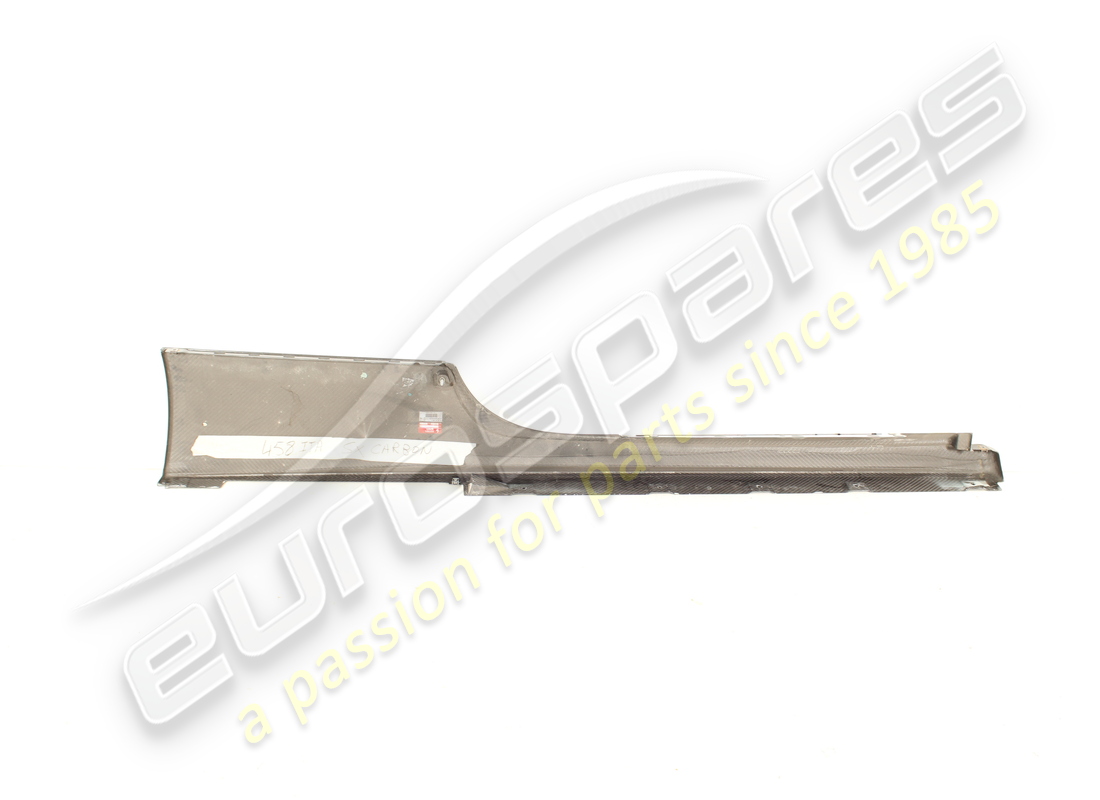 used ferrari lh underdoor trim. part number 83261500 (4)