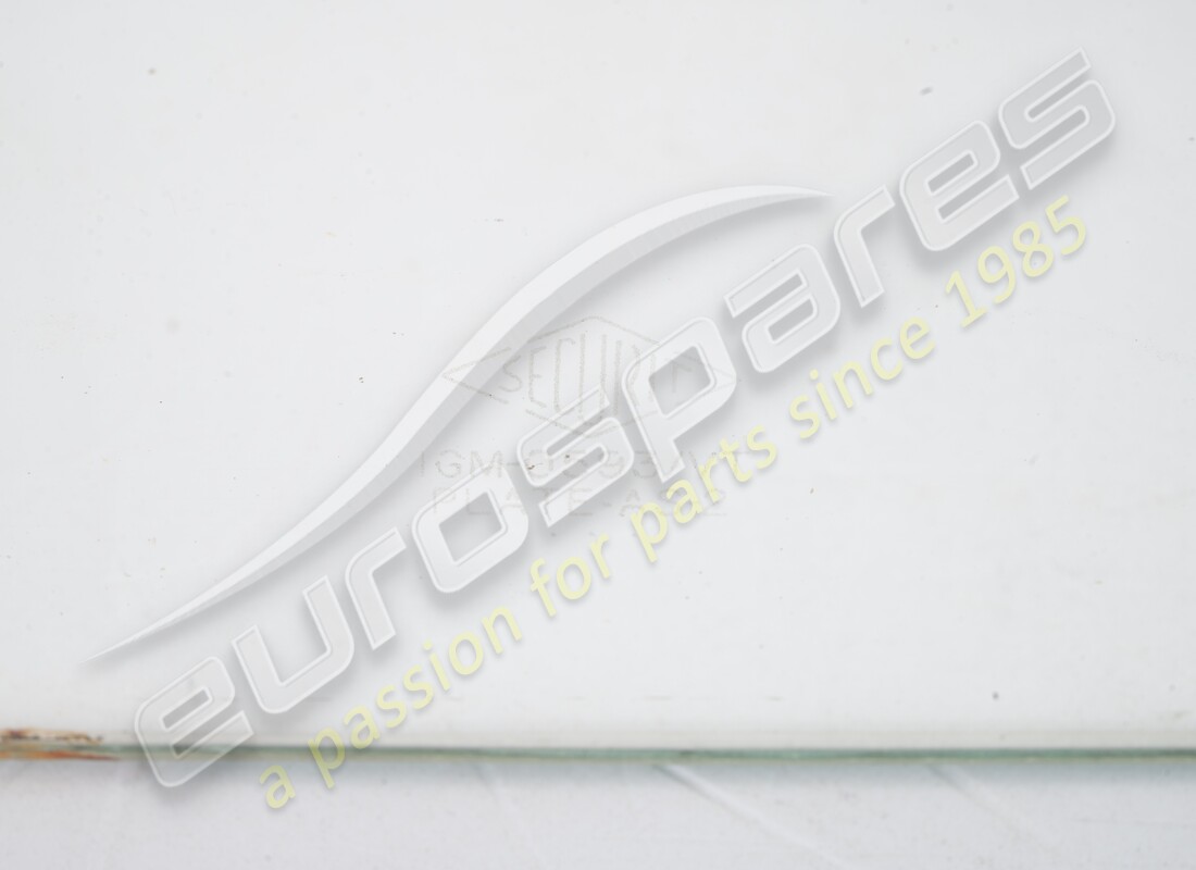 NEW FERRARI SMALL REAR SCREEN. PART NUMBER 20402202S (2) new ferrari small rear screen. part number 20402202s (2)