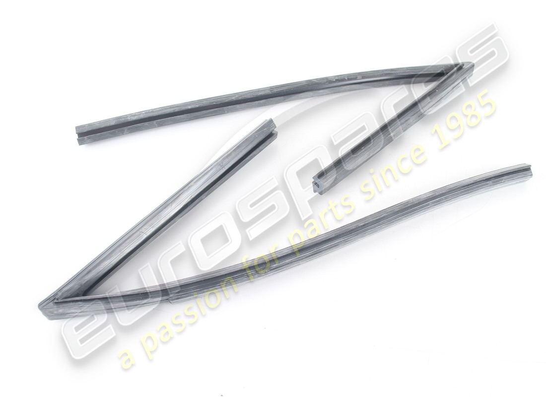 new eurospares front fixed window seal set. part number eap1726446 (1)
