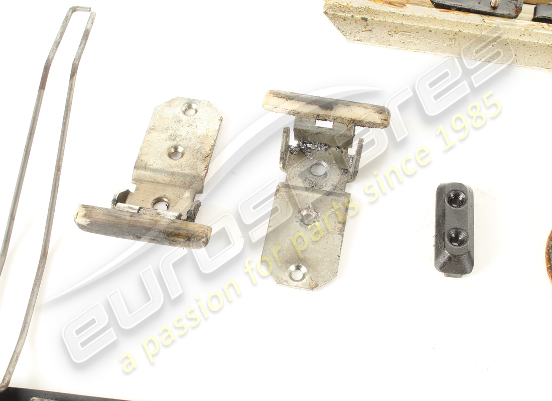 USED EUROSPARES SUN ROOF CABLE WITH ALL GUIDES & SPRINGS. PART NUMBER EAP1729615 (4) used eurospares sun roof cable with all guides & springs. part number eap1729615 (4)