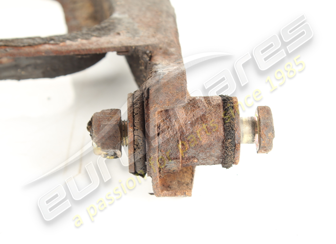 used ferrari lh rear suspension lower lever. part number 117806 (5)